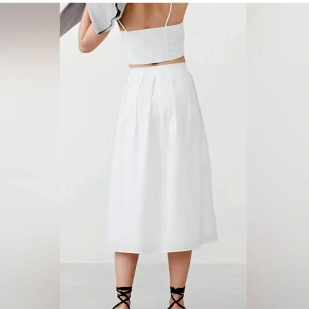 Banana republic midi skirt - Picture 3 of 6